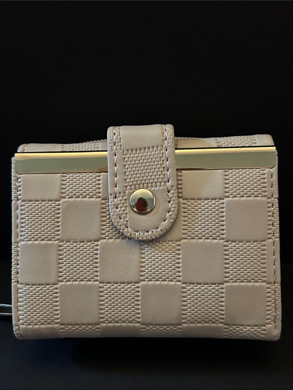 Jane & Berry Beige Quilted Check Compact Wallet with Gold Accent
